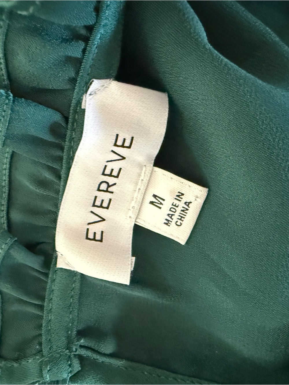 Evereve Emerald Green Satin Ruffle Sleeve Blouse 💚 - Picture 6 of 6